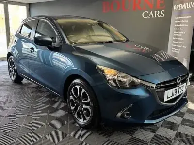 Usado Mazda 2 Inclusive 90 HP (66 kW) 2019 Azul Citadino