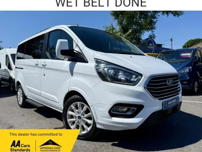 Begagnad Ford Tourneo Custom Titanium 2019 Vit Van