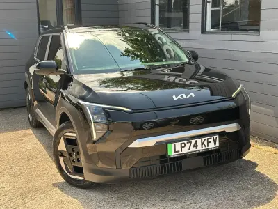 Used Kia EV3 Air 150 kW (204 HP) 2025 Black SUV