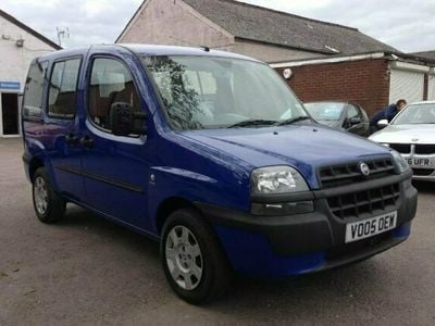 Usado Fiat Doblò 105 CV (77 kW) 2005 Monovolumen