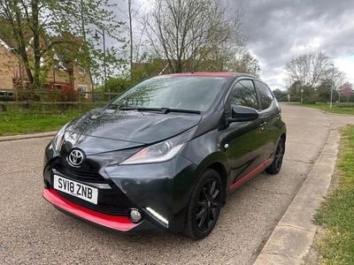 Used Toyota Aygo x-press 69 HP (50 kW) 2018 Grey Hatchback