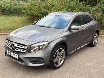 Mercedes GLA220