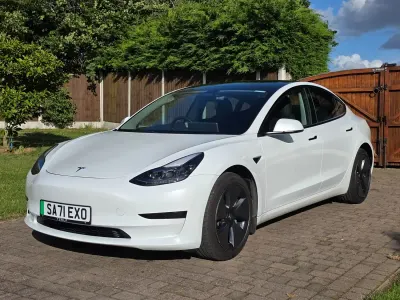 Used Tesla Model 3 Standard Range 208 kW (283 HP) 2021 White Sedan