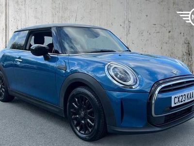 Used Mini Cooper Classic 134 HP (98 kW) 2023 Blue Hatchback