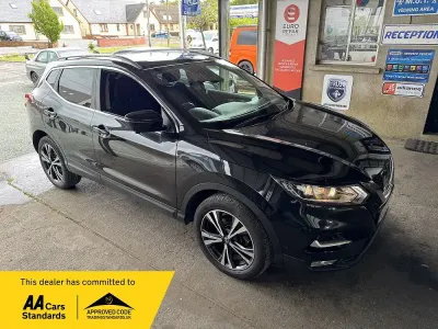 Used Nissan Qashqai N-Connecta 2018 Black SUV