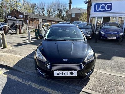 Used Ford Focus Titanium 125 HP (91 kW) 2017 Black Hatchback