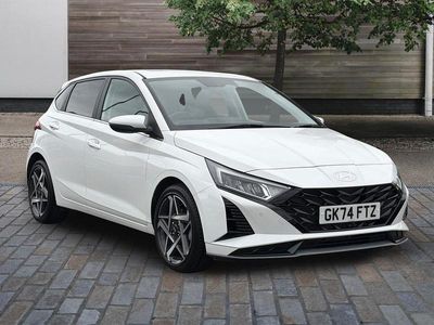 Used Hyundai i20 Ultimate 100 HP (73 kW) 2024 White Hatchback
