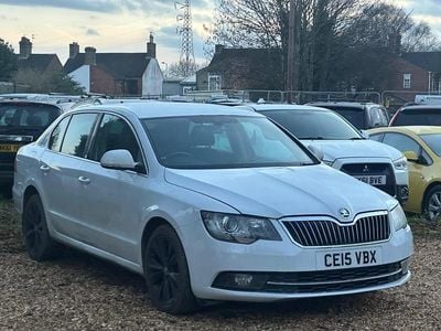 White Used 2015 Skoda Superb Hatchback | £5,995