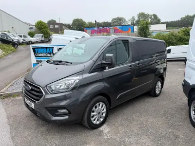 Used Ford Transit Custom Limited 130 HP (95 kW) 2021 Grey Van