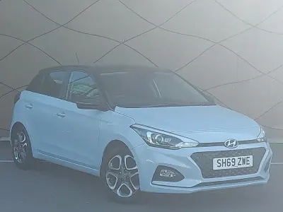Used Hyundai i20 84 HP (61 kW) 2019 Grey Hatchback