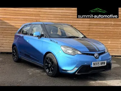 Used MG MG3 106 HP (77 kW) 2015 Blue Hatchback
