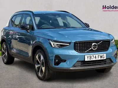 Usado Volvo XC40 Plus 194 CV (142 kW) 2025 SUV