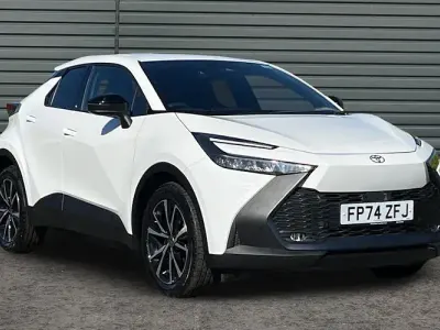 Used Toyota C-HR Design 223 HP (164 kW) 2024 White SUV
