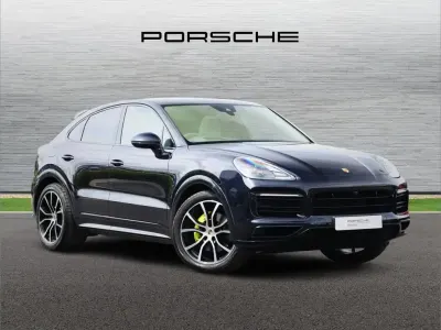 Used Porsche Cayenne Platinum Edition 456 HP (335 kW) 2023 Blue SUV