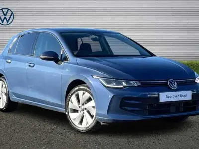 Used VW Golf VIII Match 150 HP (110 kW) 2025 Blue Hatchback