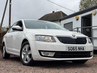 Usado Skoda Octavia SE 110 HP (80 kW) 2016 Branco Carrinha