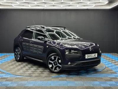 Used Citroën C4 Cactus Flair 2015 Mauve/purple Hatchback
