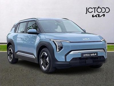 Begagnad Kia EV3 Air 147 kW (201 HK) 2025 Blå SUV