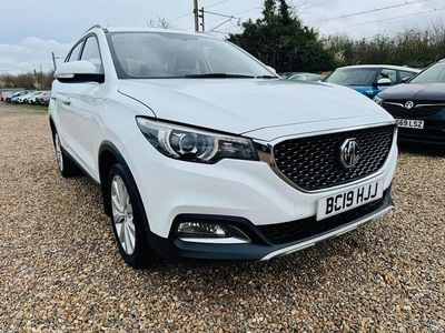 Używany MG ZS Excite 111 KM (81 kW) 2019 Biały SUV
