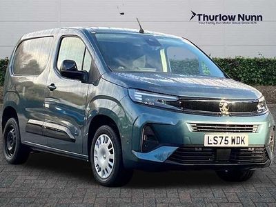 Blue New 2025 Vauxhall Combo Van | £19,494 (A bit pricey)