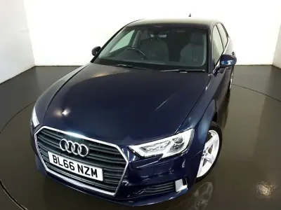 Used Audi A3 Sportback Sport 116 HP (85 kW) 2016 Blue Hatchback
