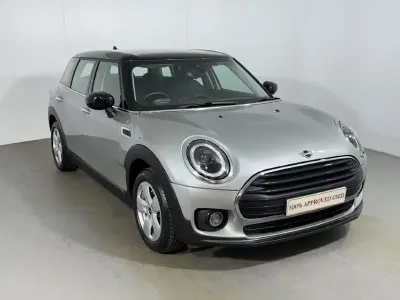 Używany Mini Cooper Clubman Classic 134 KM (98 kW) 2023 Srebrny Kombi