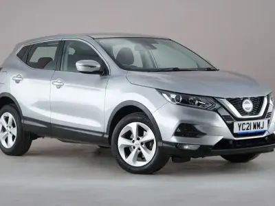 Used Nissan Qashqai Acenta Premium 158 HP (116 kW) 2021 Silver SUV