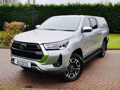 Silver Used 2022 Toyota HiLux Pickup | £19,495 (Fair price)