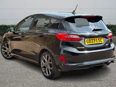 Usado Ford Fiesta ST-Line 2023 Negro Utilitario