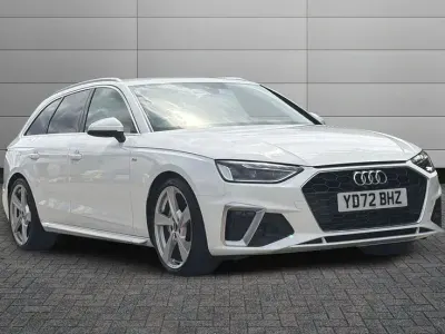 Used Audi A4 S-Line 204 HP (150 kW) 2022 White Estate