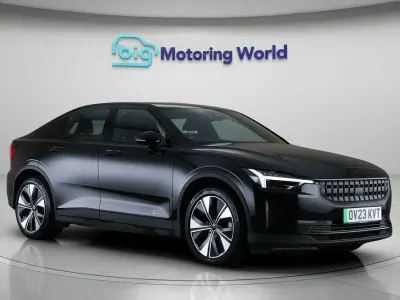 Begagnad Polestar 2 Standard Range Single Motor 169 kW (231 HK) 2023 Svart Halvkombi