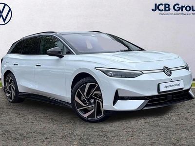 White Used 2024 VW ID.7 Pro Estate | £37,990 (Expensive)