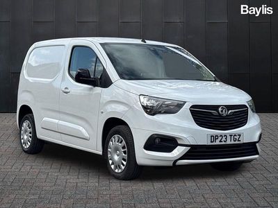 Used Vauxhall Combo 100 HP (73 kW) 2023 White MPV