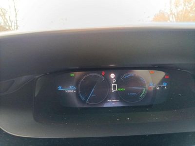 White Used 2024 Peugeot 308 GT Estate | £19,777