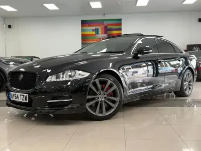 Usado Jaguar XJ Portfolio 275 HP (202 kW) 2014 Preto Sedan