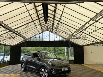 Used Kia e-Niro 150 kW (204 HP) 2022 SUV