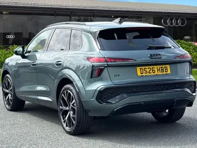 New Audi Q3 Advanced 150 HP (110 kW) 2026 Green SUV