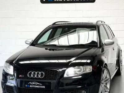 Usado Audi RS4 Performance 420 HP (308 kW) 2007 Preto Carrinha