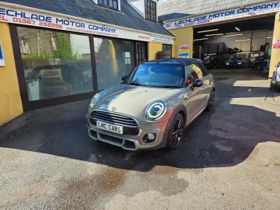 Begagnad Mini Cooper Cabriolet 2018 Grå Cab