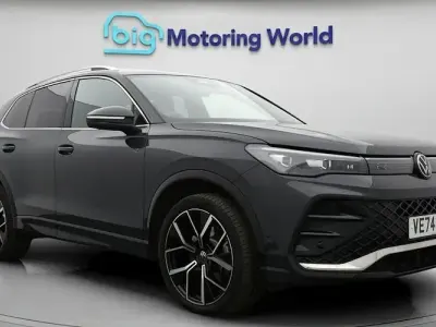Usado VW Tiguan R-line 272 CV (200 kW) 2025 Gris SUV