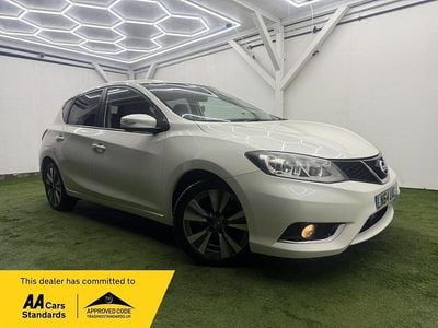 White Used 2014 Nissan Pulsar Tekna Hatchback | £5,295 (Good price)