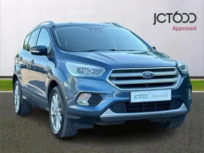 Used Ford Kuga Titanium 147 HP (108 kW) 2019 Blue SUV