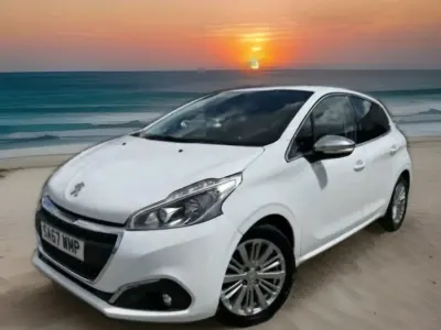 Used Peugeot 208 Active 2017 White Hatchback