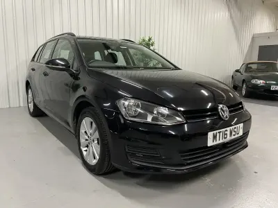 Used VW Golf VII SE 110 HP (80 kW) 2016 Black Estate