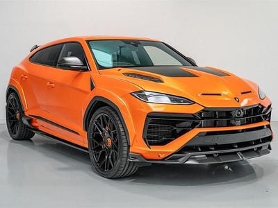 New Lamborghini Urus 789 HP (580 kW) 2025 Orange wrap SUV