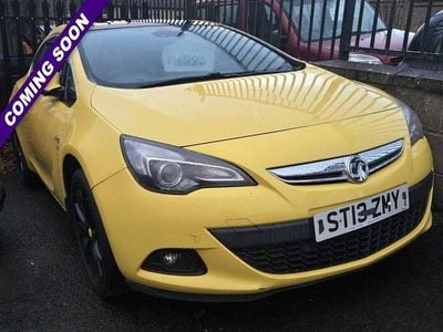 Used Vauxhall Astra GTC SRi 162 HP (119 kW) 2013 Yellow Hatchback