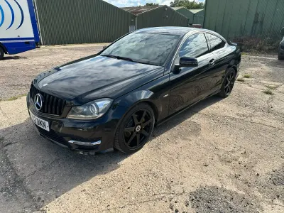 Begagnad Mercedes C250