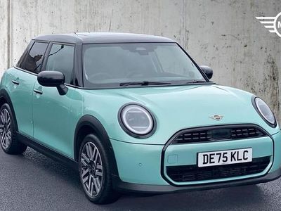 Used Mini Cooper Classic 113 kW (154 HP) 2025 Green Hatchback