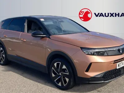 Second-hand Vauxhall Grandland X 136 CP (100 kW) 2024 Maro SUV