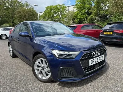 Begagnad Audi A1 Sport 109 HK (80 kW) 2023 Blå SUV